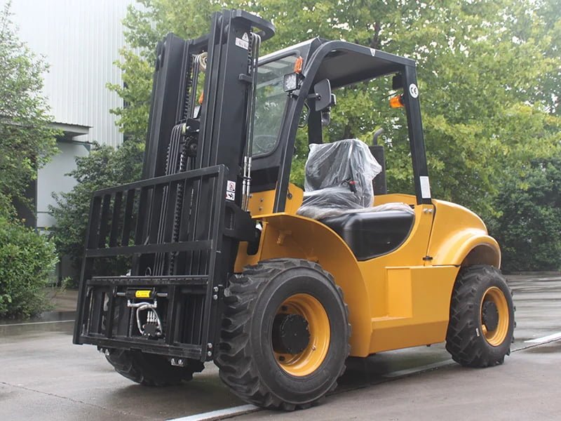 1.5 Ton 4WD Rough Terrain Forklift