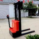 1/ 1.5/ 2 Ton Walking Battery Stacker