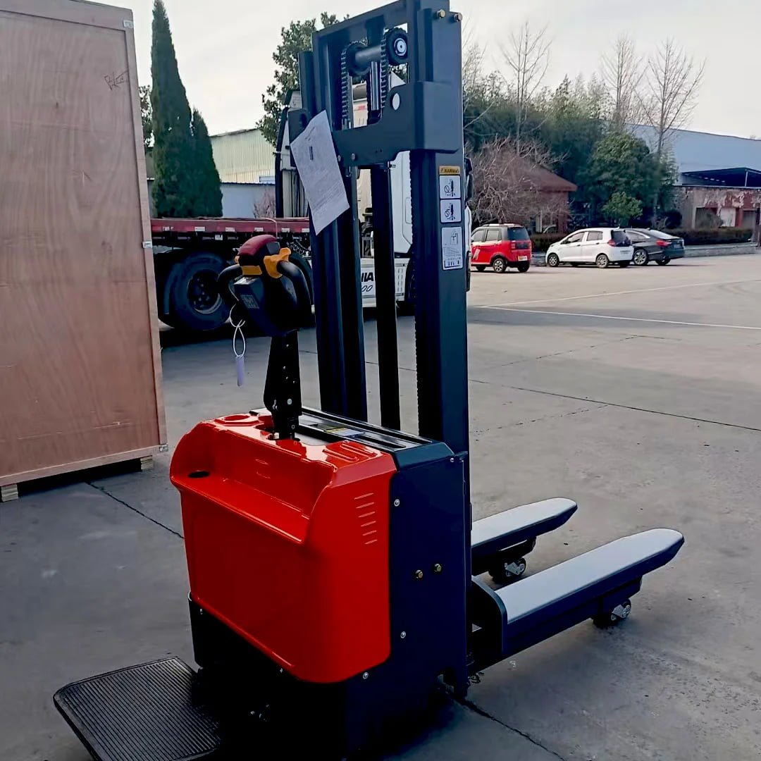 3 Ton Standing Driving Battery Stacker