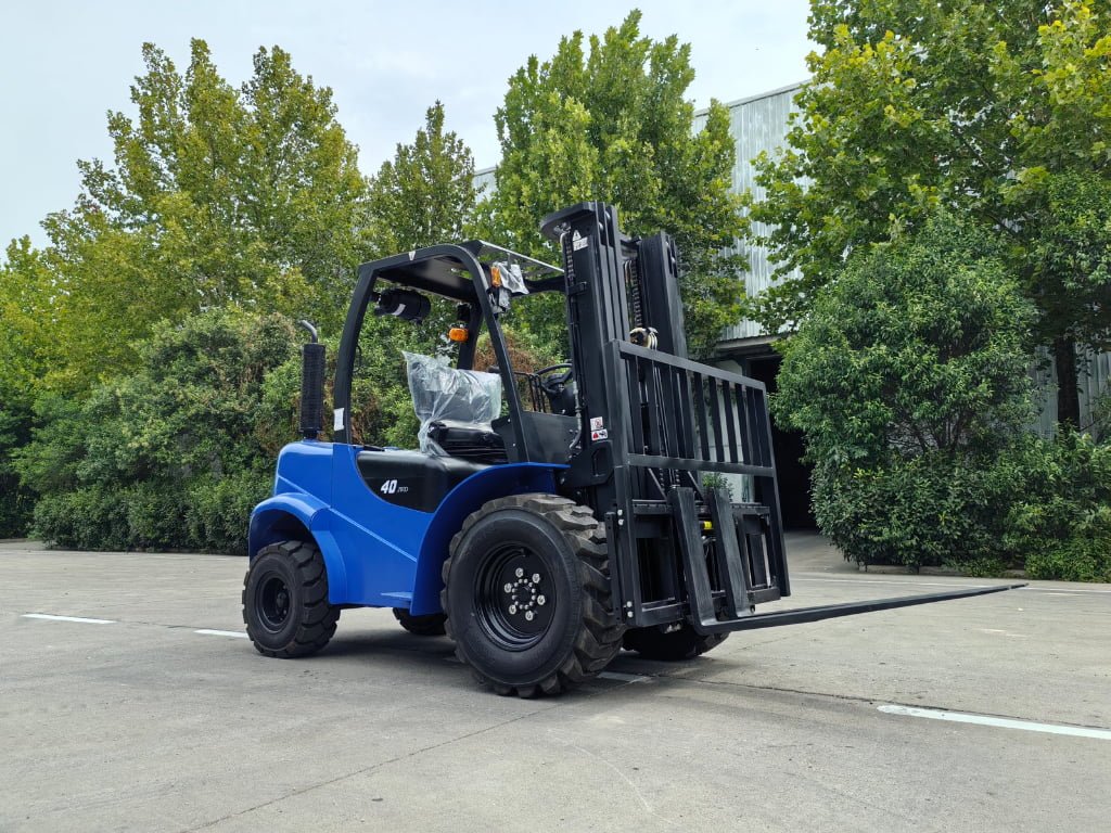 4.0 Ton 2WD Rough Terrain Forklift
