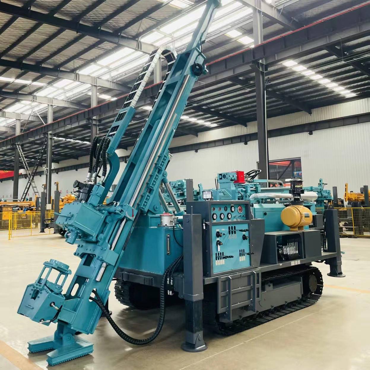 800M FULLY HYDRAULIC EXPLORATION CORE DRILLING RIG