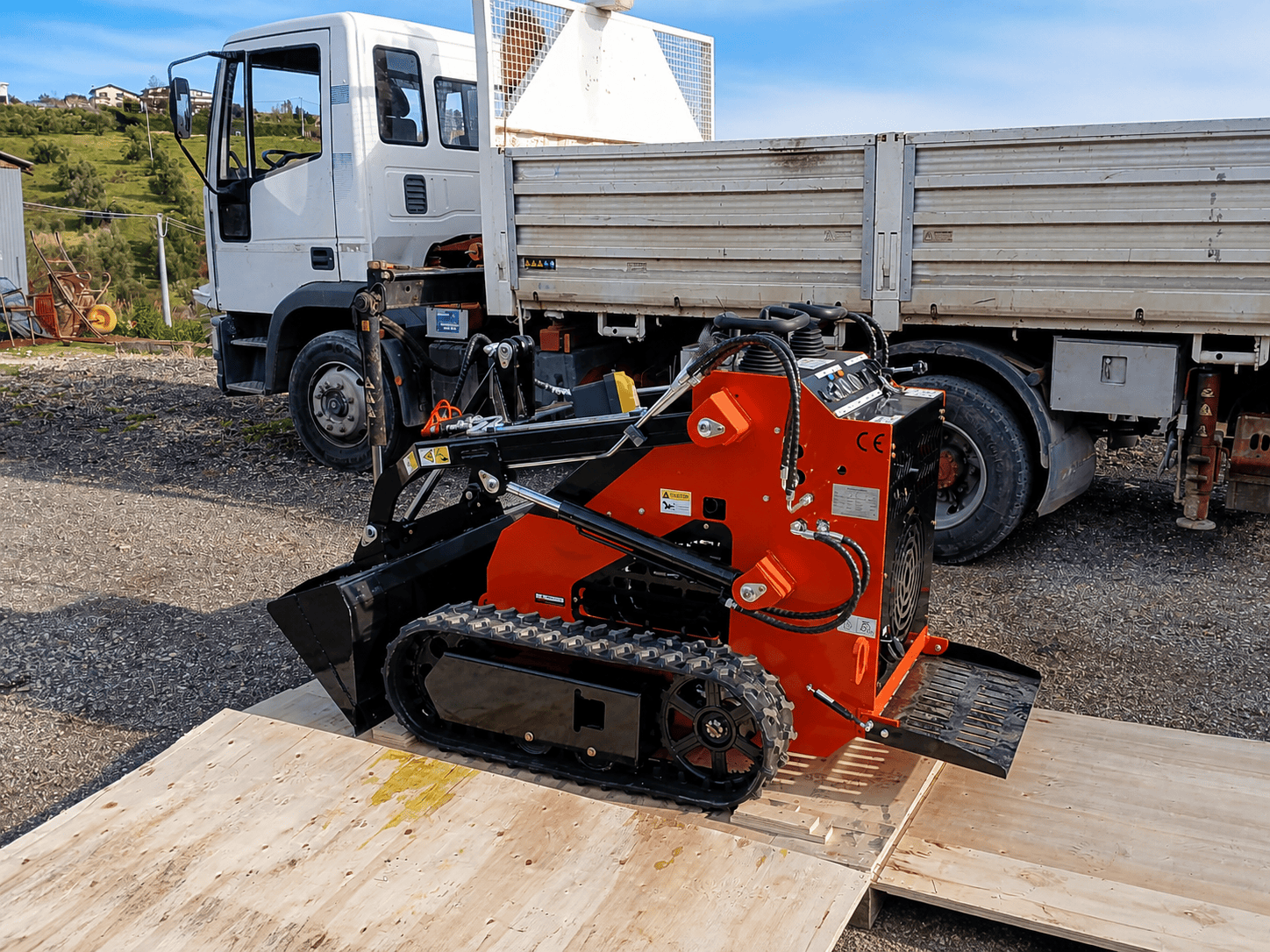 Customer delivery and jobsite evidence